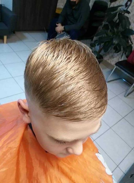 Salon de înfrumusețare Zorilor!