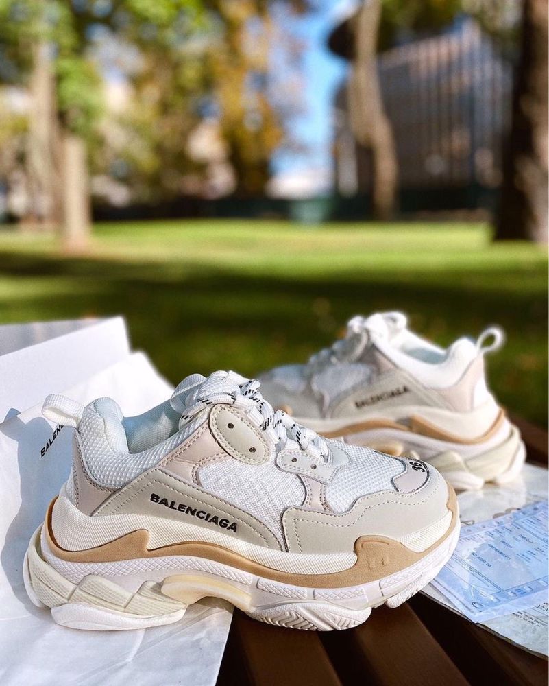 Balenciaga Triple S / nr 36-40 ** pe comanda  7-9 zile