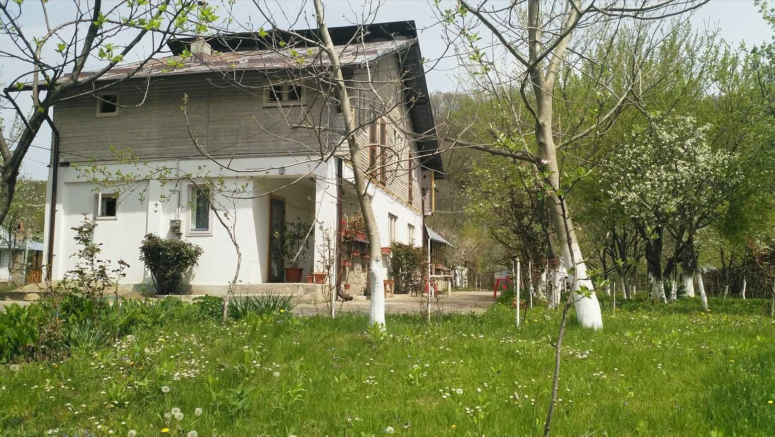 Varbilau - jud.Prahova, Casa 202 mp, Teren 1700 mp