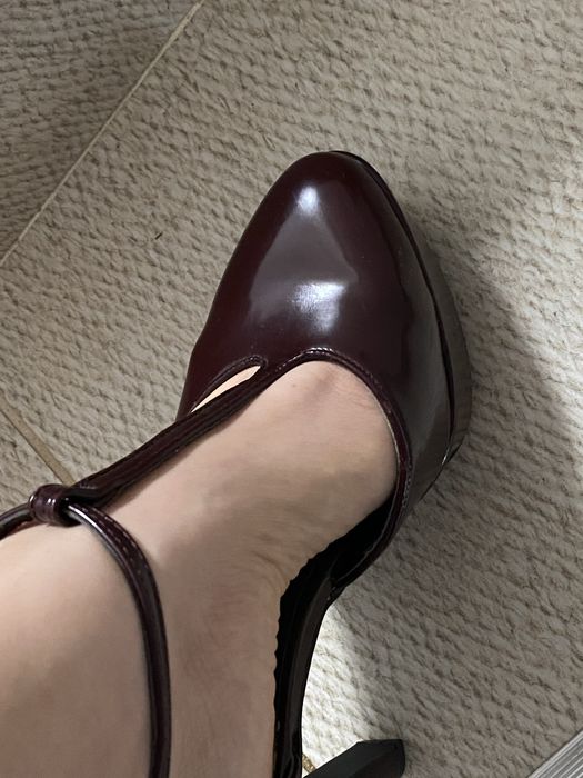 Vand pantofi cu toc / platforma CA NOI