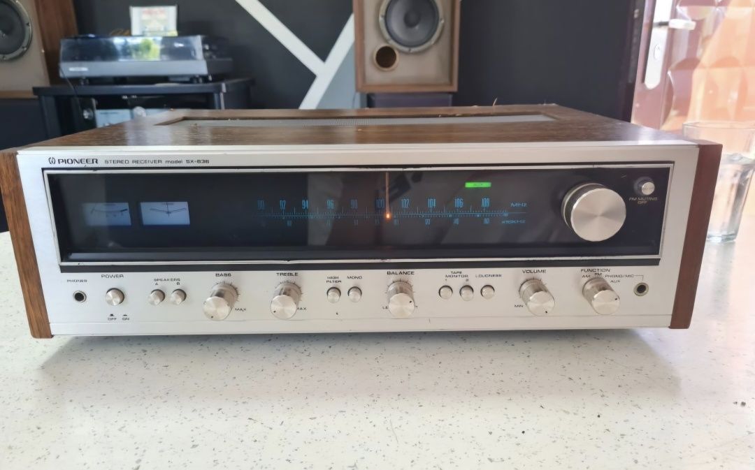 Amplituner Pioneer SX-636