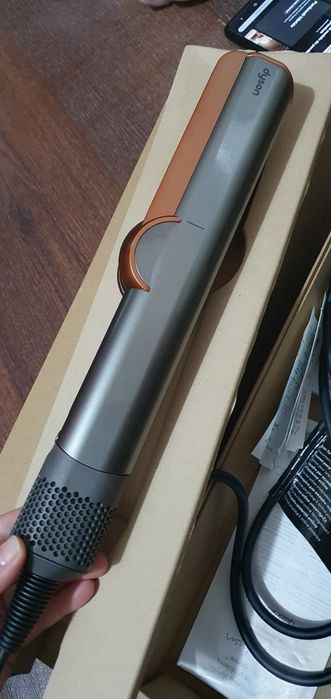 DYSON Airstrait Aparat de indreptat parul