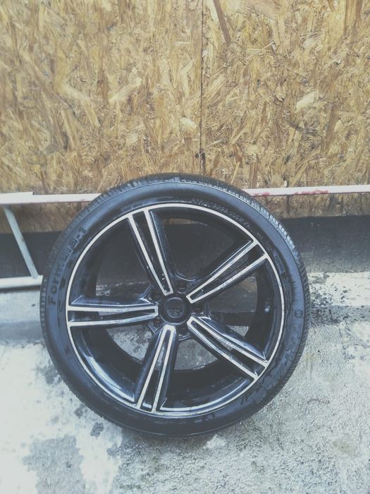 Диски R22 с новой резиной от Гелендвагена