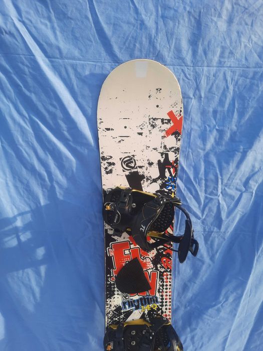 сноуборд   FLOW rhythm  140см. с автомати.