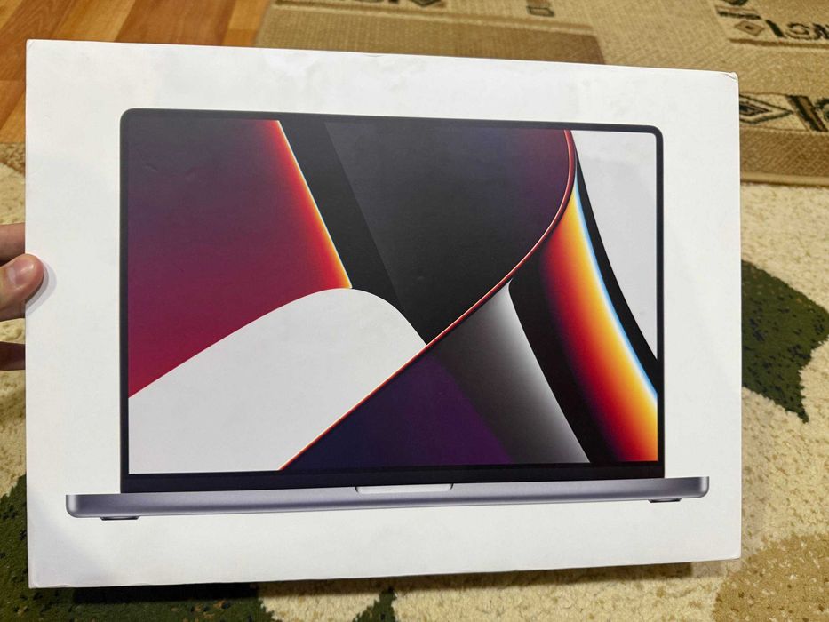 Apple Macbook Pro M1 Pro chip 16" 16GB 512GB SSD Отлично состояние
