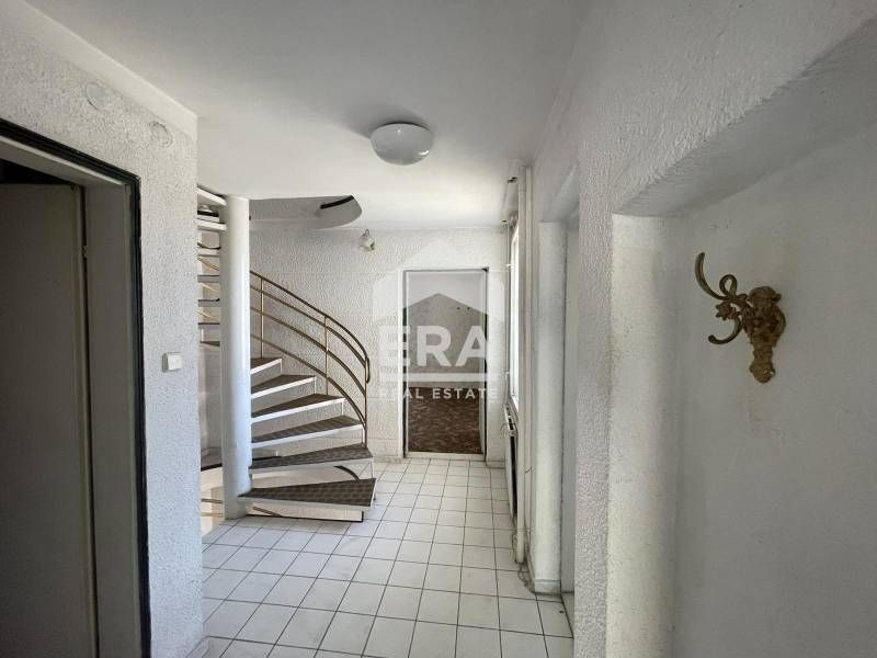Продава се Къща в с. Николово, Област Русе - 216 кв.м за 431 €/кв.м - Снимка #11