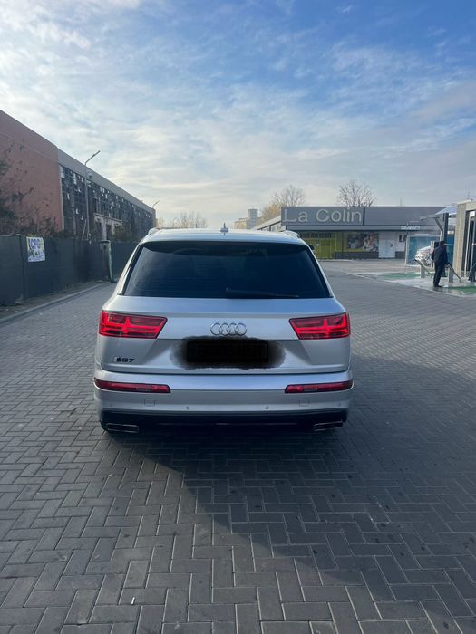 Vand Audi Q7 din 2016