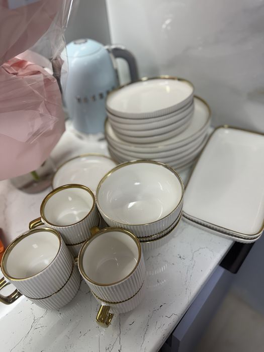 Продаю БУ посуду