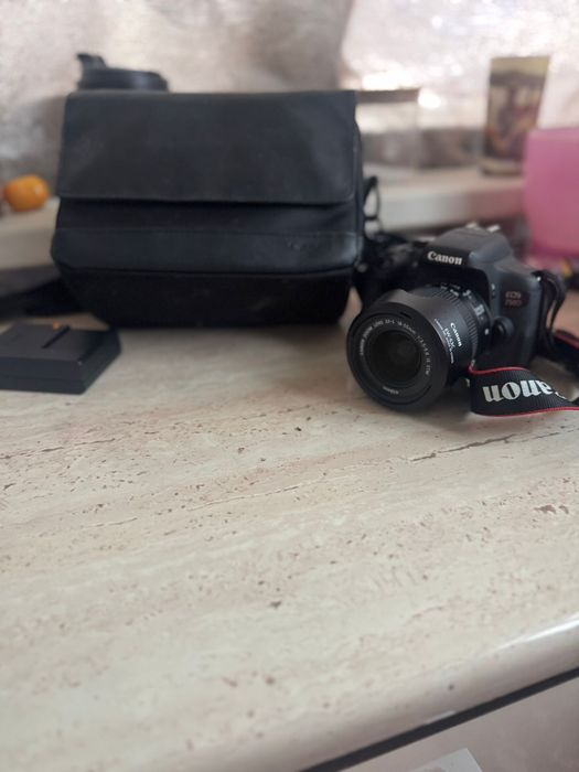 Canon EOS 750D ca nou kit complet original