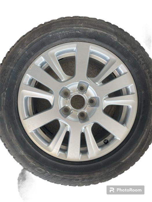 Jante aliaj originale Audi R16 cu anvelope de iarna 225 55 R16