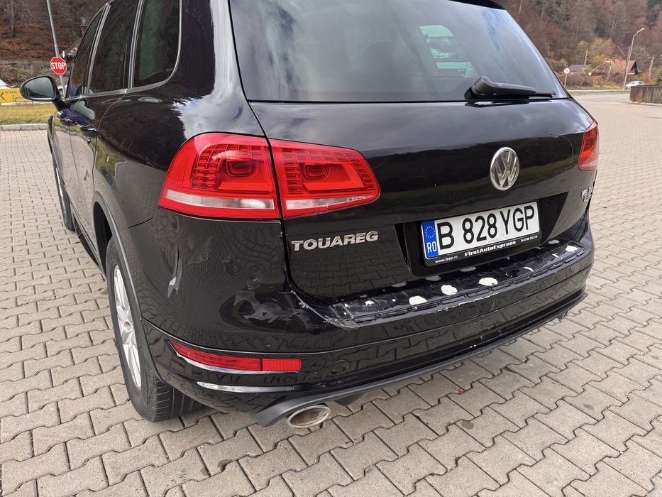 VW Touareg R-Line V6 3.0TDI 245cp 2014 usor avariat bara spate