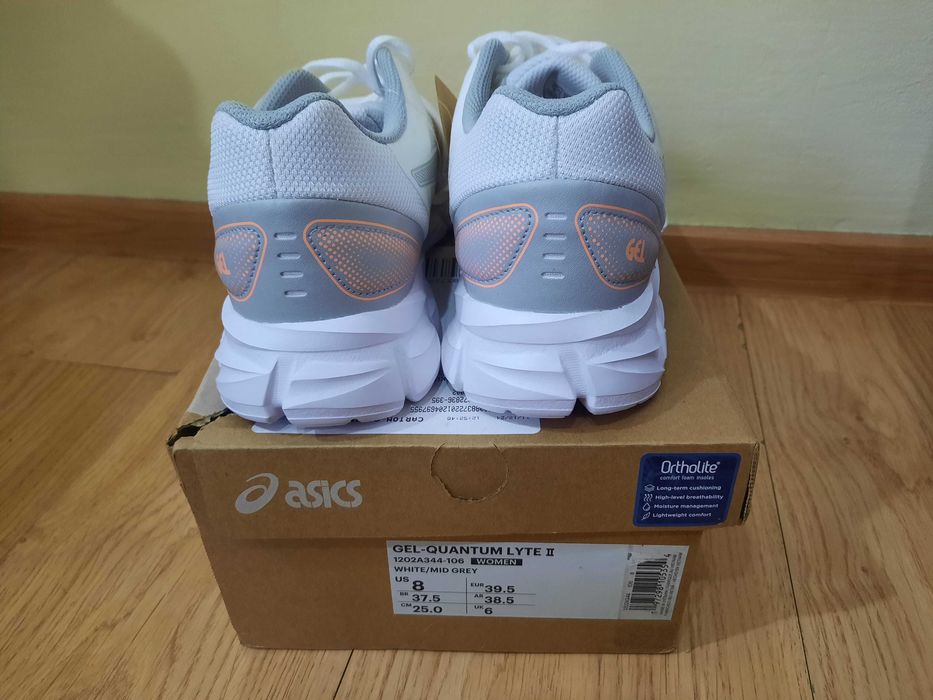 Новые женские кроссовки Asics GEL-QUANTUM LYTE II размер 39,5