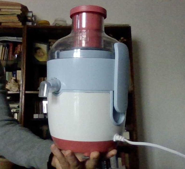 robot de bucatarie, storcător de fructe și legume Daewoo DPJ300