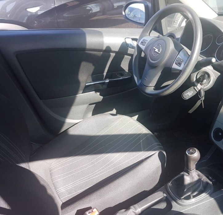 Опел корса д 1,2 80 кс. 2010 г. на части opel corsa d