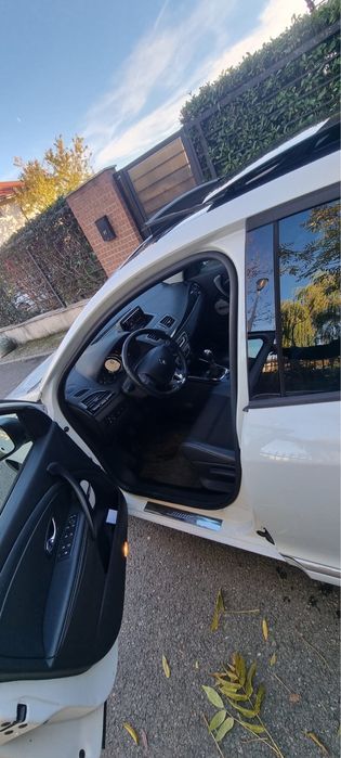 Megane 3 facelift BOSE - 130.000 km, 1.5 diesel