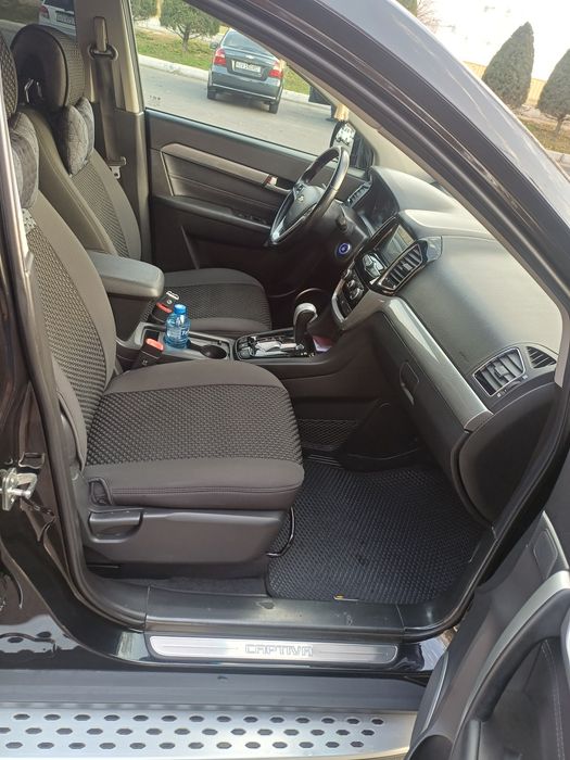 Captiva 4. 2.4 litirli 2018 srochni sotiladi