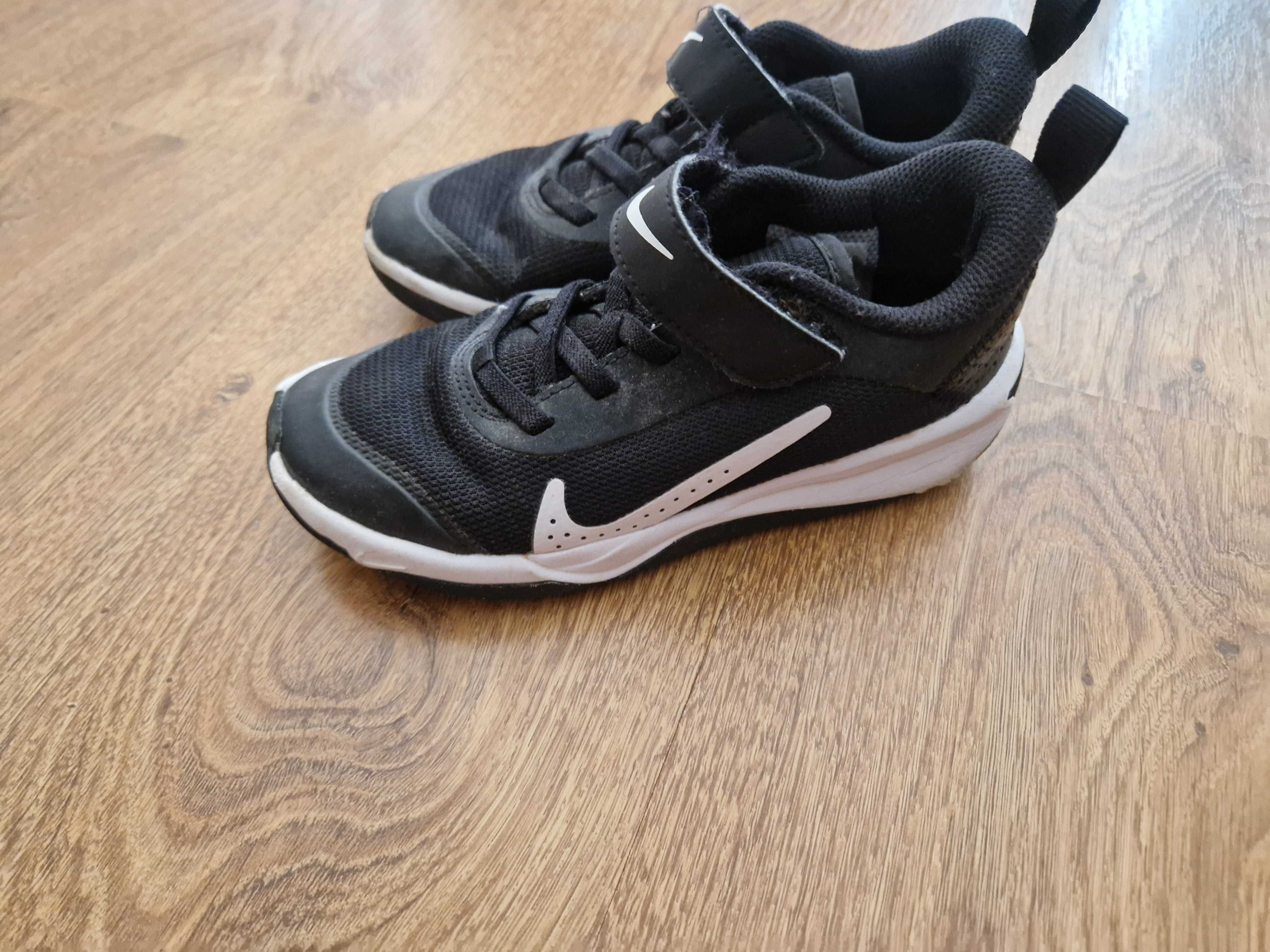 Маратонки Nike, размер 30