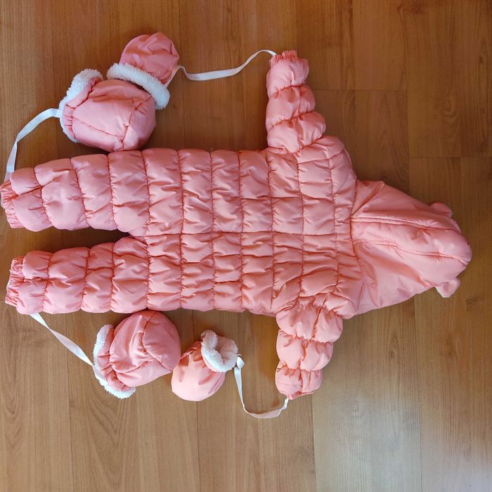 Зимен космонавт за бебе