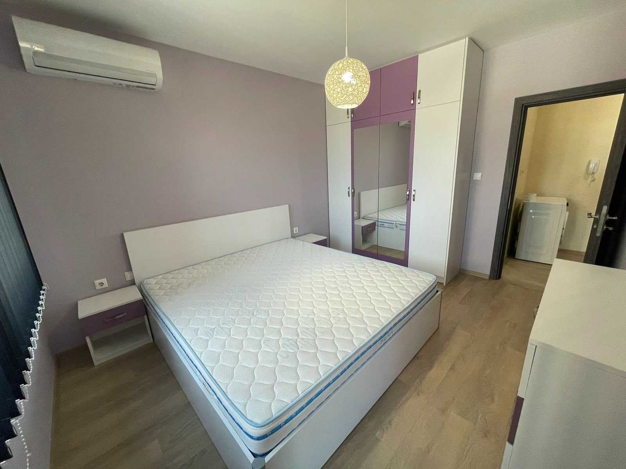 Дава се под наем Двустаен апартамент в Пловдив, Остромила - 68 кв.м за 357 € - Снимка #3