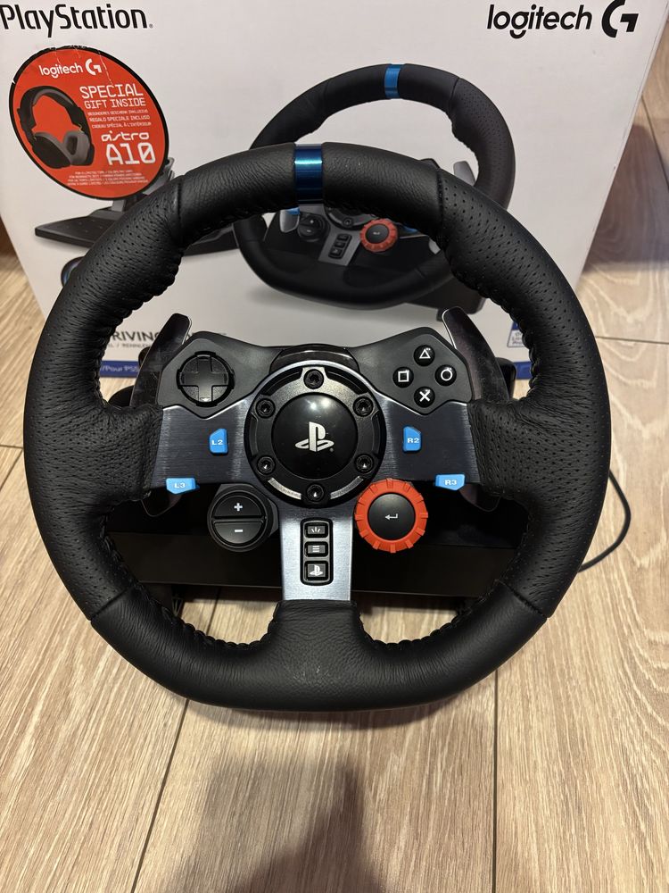 Волан с педали Logitech - G29 Driving Force