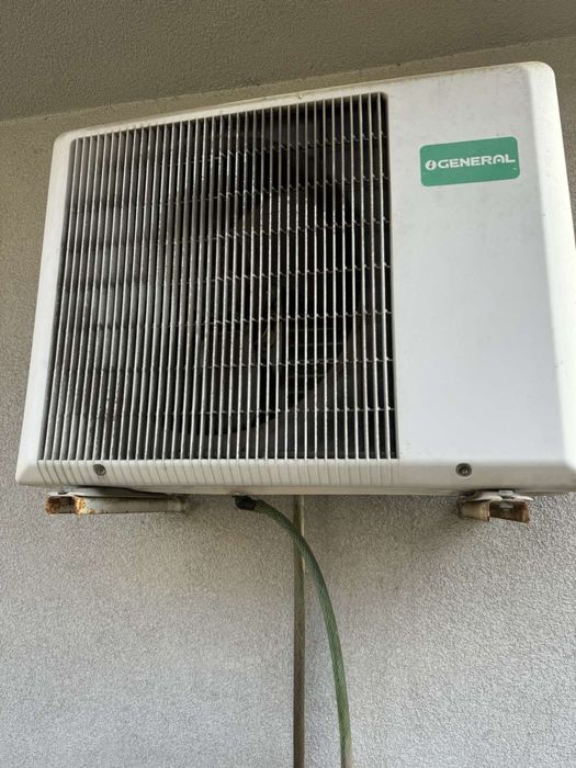 Климатик на General