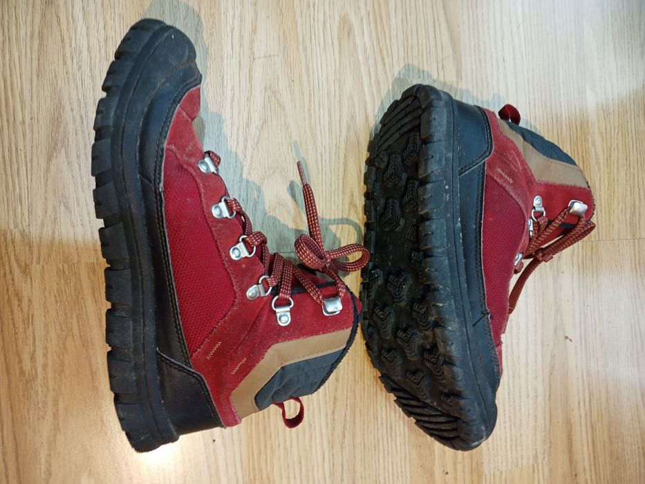 Bocanci de munte Quechua Decathlon nr 35