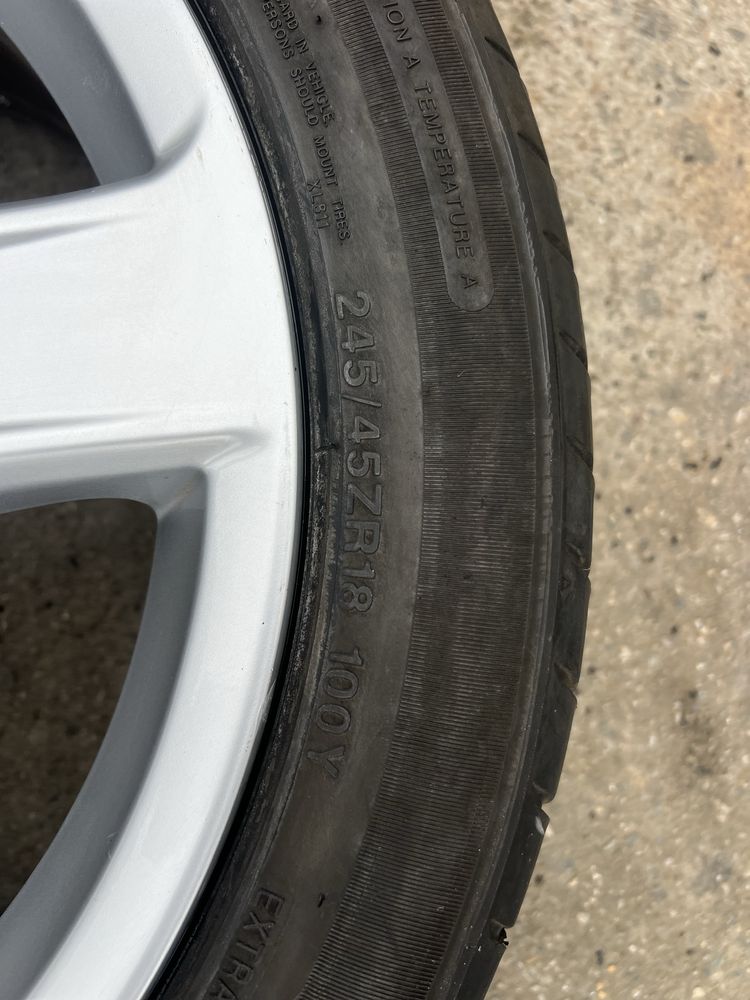 Джанти за Audi с летни гуми 245/45/18 DOT18. Грайфер 9мм. Отлични
