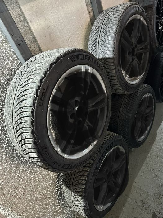 225/45R18 225/40/19 255/35/19