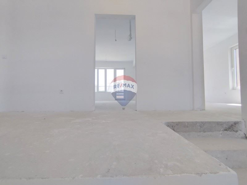 Продава се Къща в Варна, Виница - 278 кв.м за 1666 €/кв.м - Снимка #1