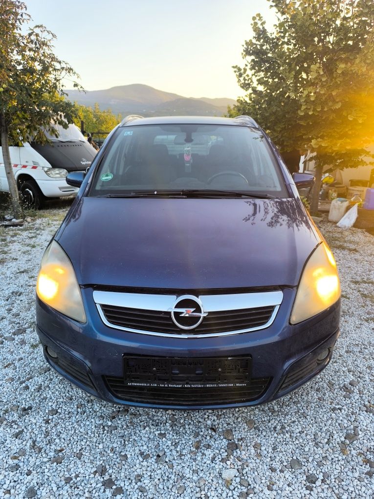 Opel Zafira B 1.9 150к.с. НА ЧАСТИ