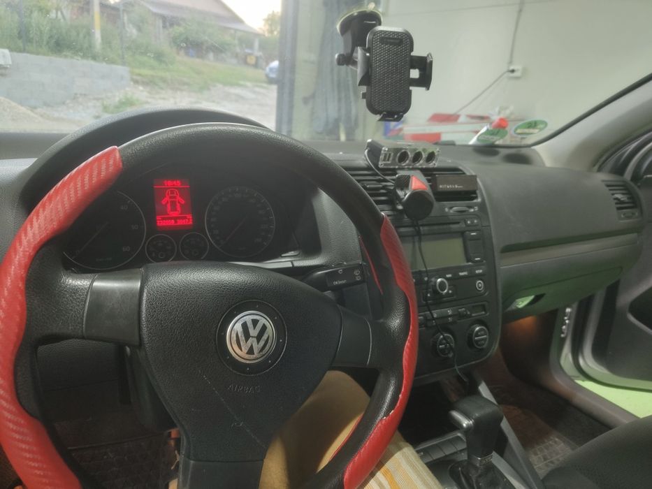 vând golf 5  1.9tdi diesel