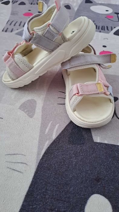 Сандали H&M с велкро