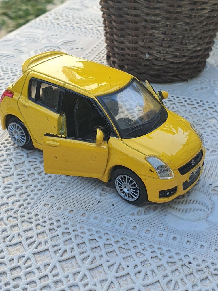 Suzuki Swift 1/38