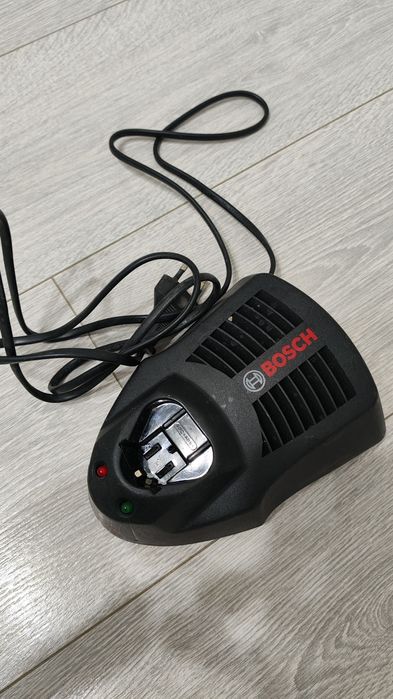 Зарядное устройство BOSCH AL1130CV