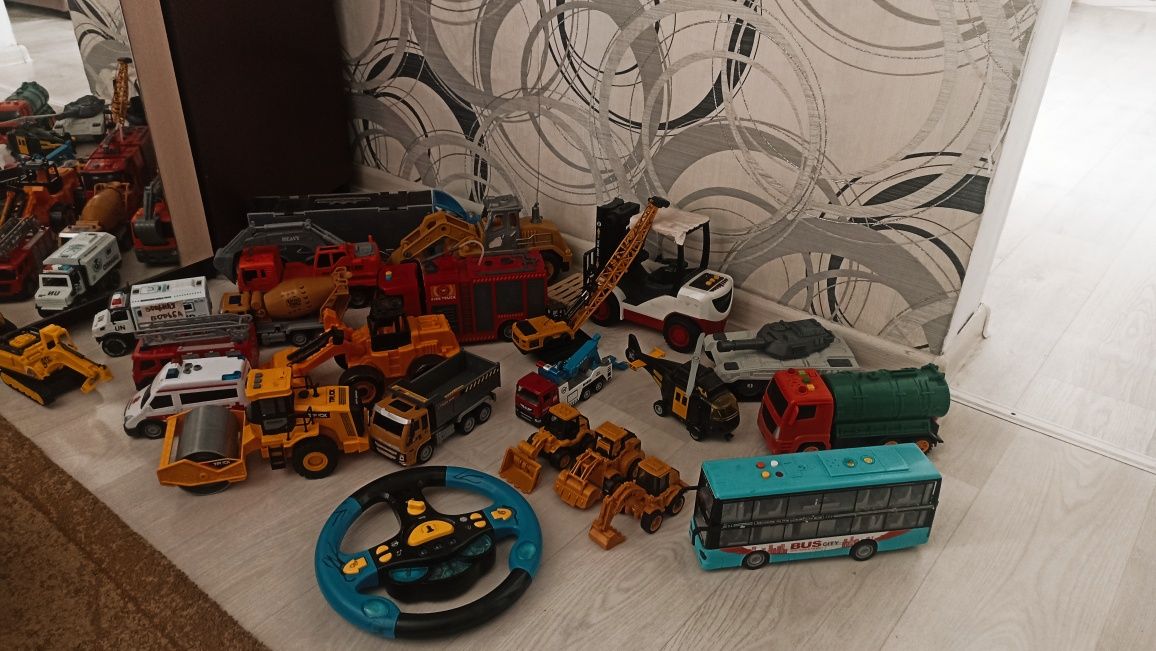Продам очень много игрушек