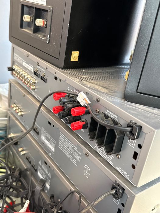 Canton Тонколони със усилвател