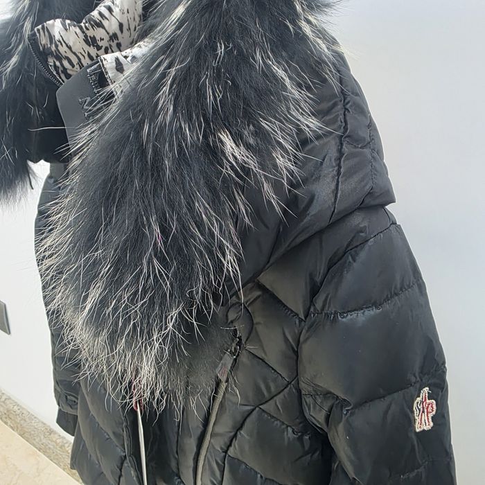 Geaca  M o n c l e r ,nr 2, ski