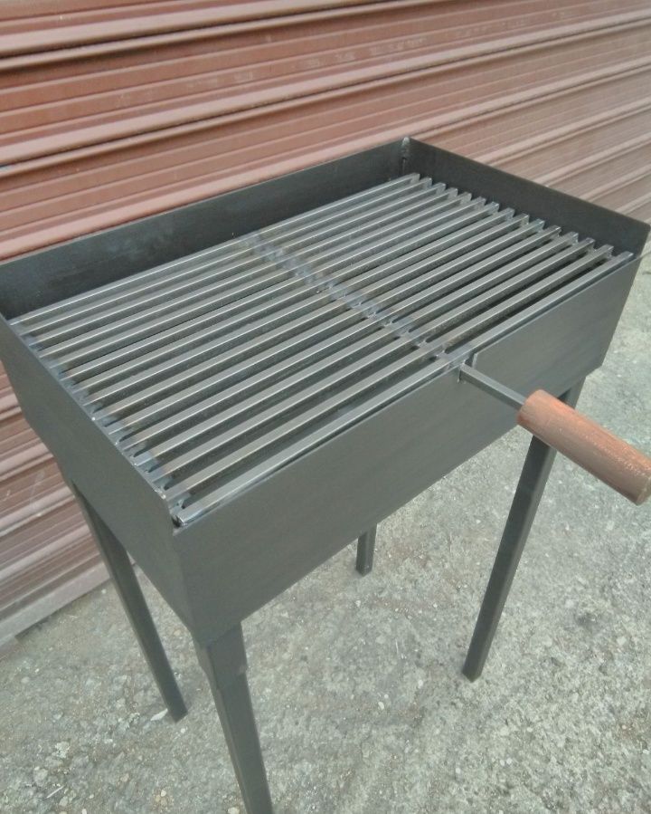 Промоция!Скара/барбекю на дървени въглища с размери 50/30 см