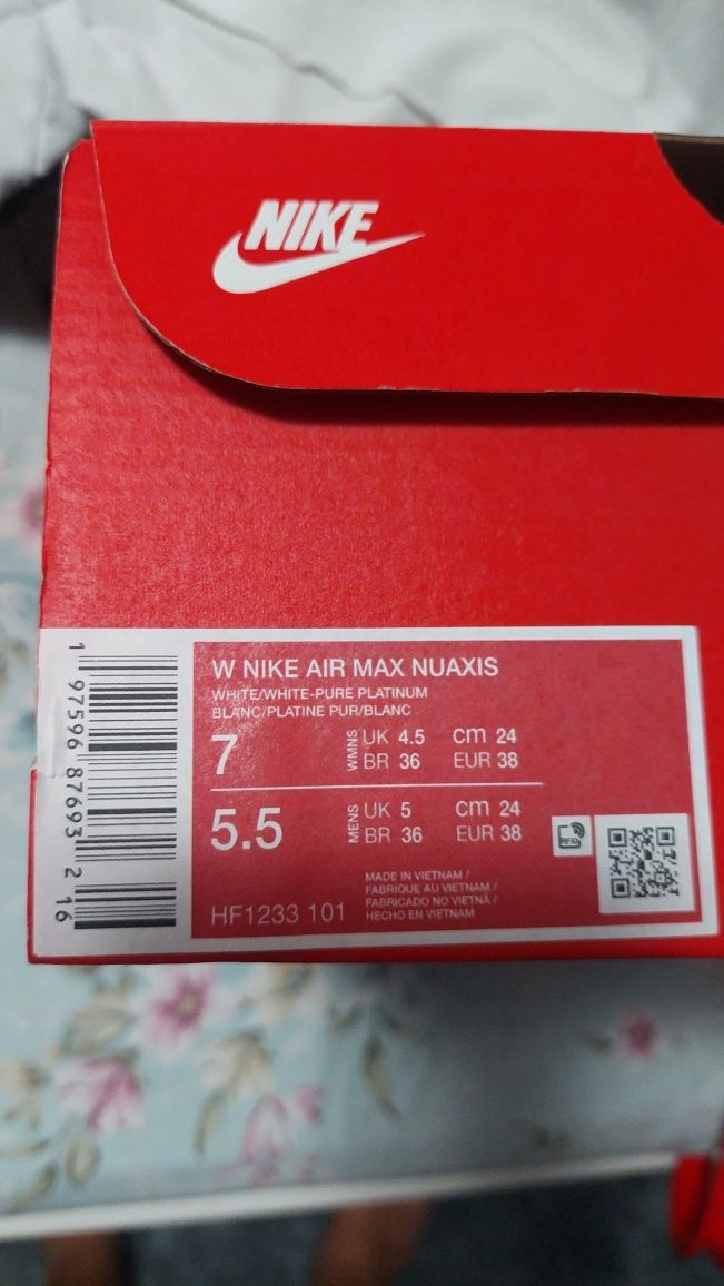 Дамски маратонки Nike Air Max Nuaxis