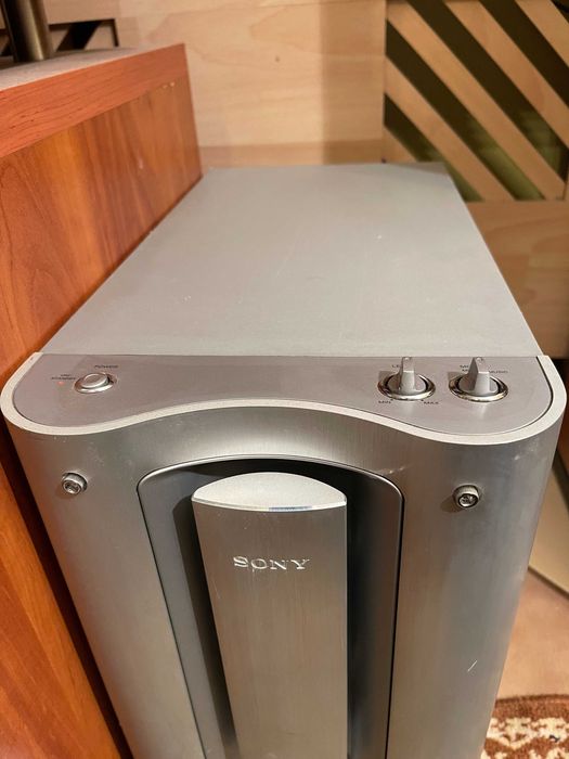 Аудио система Sony (без колоните)