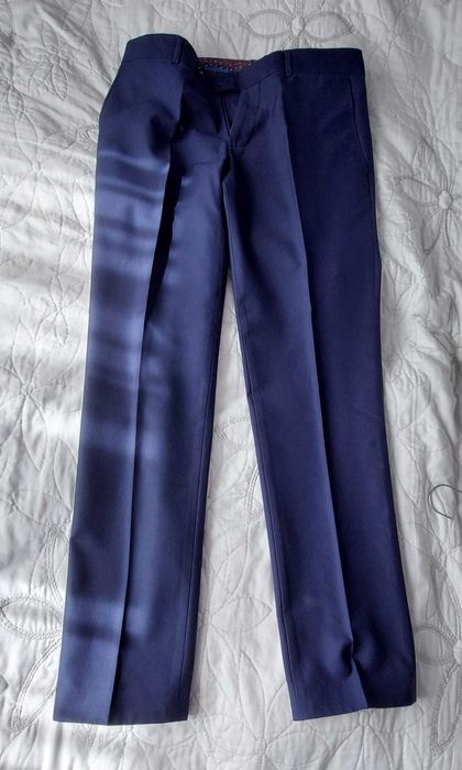 Pantaloni de stofa