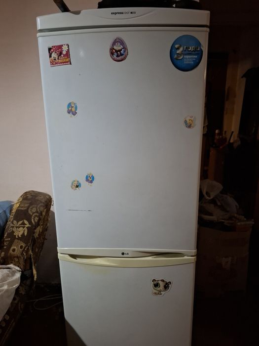 Продам холодильник б/у