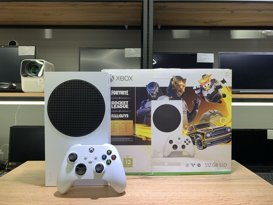 Приставка XBOX Series S, SSD 512 GB, 1 джойстик, 10681/А10