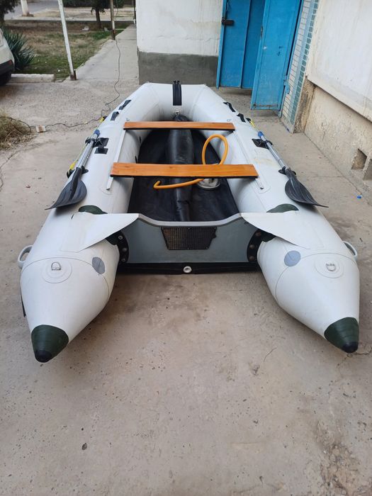 Лодка Barracuda 360