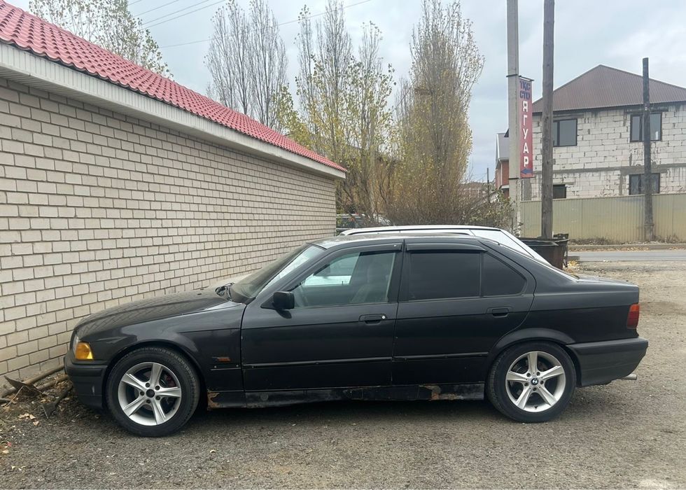 Продам БМВ.   .