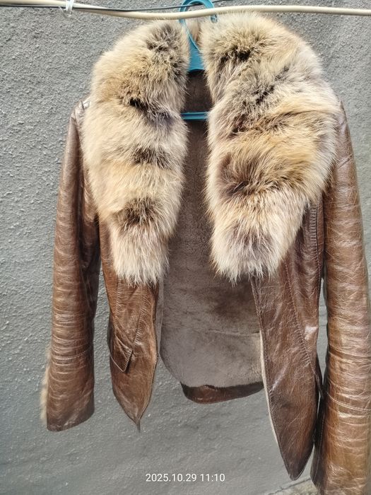 Продам дублёнку женскую.