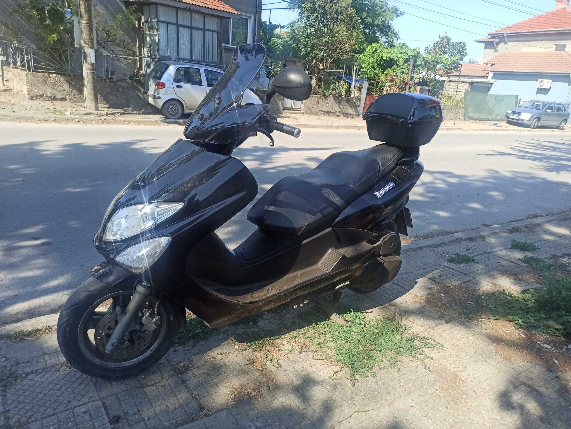 Скутер Yamaha MBK 125cc
