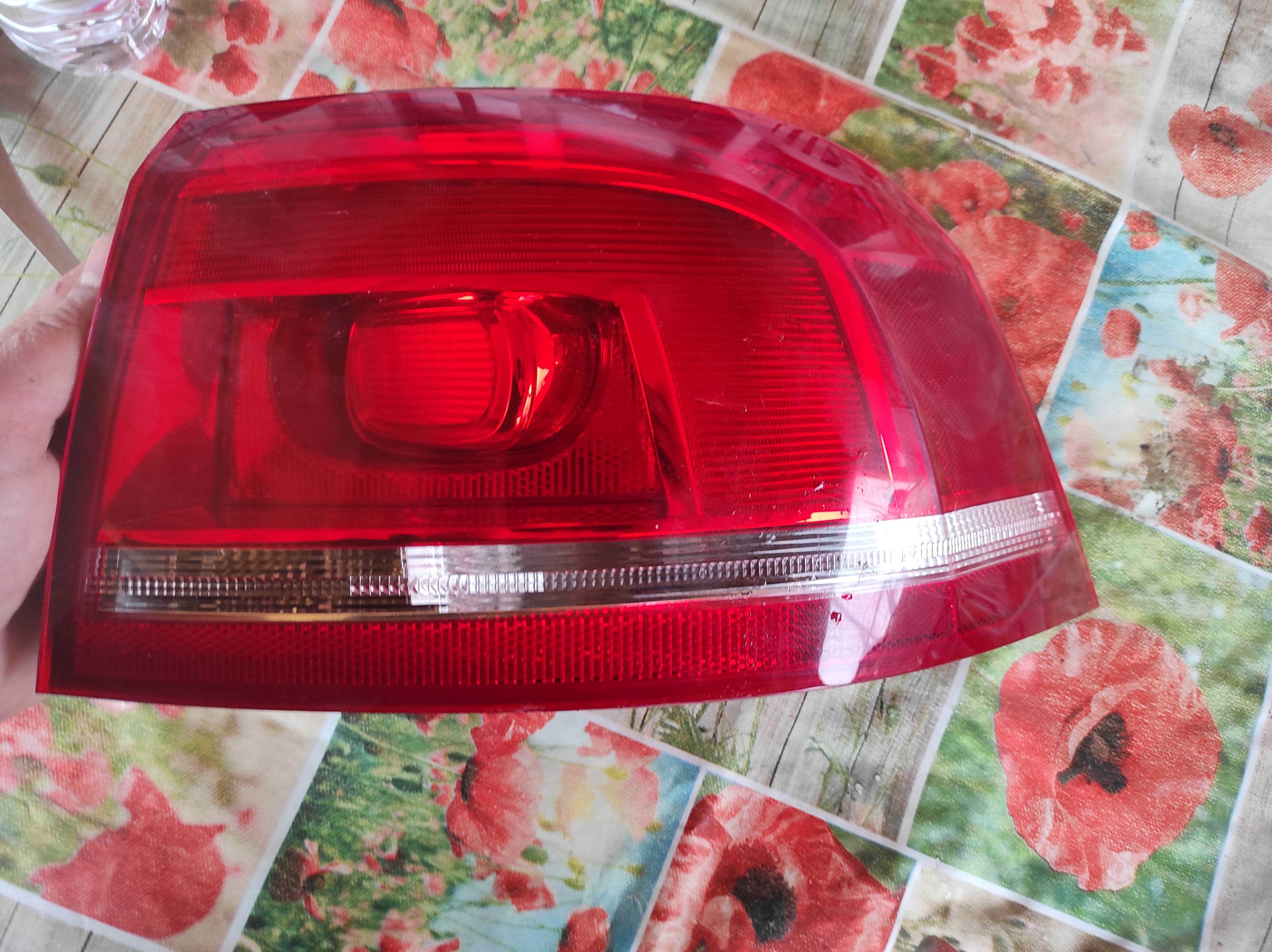 Външен десен стоп Passat B7