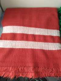 Продавам родопски и домашно тъкани одеяла
