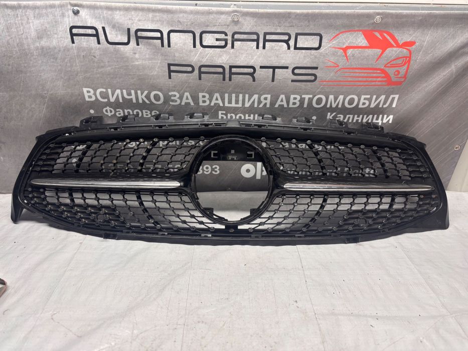 Решетка предна Mercedes CLA AMG